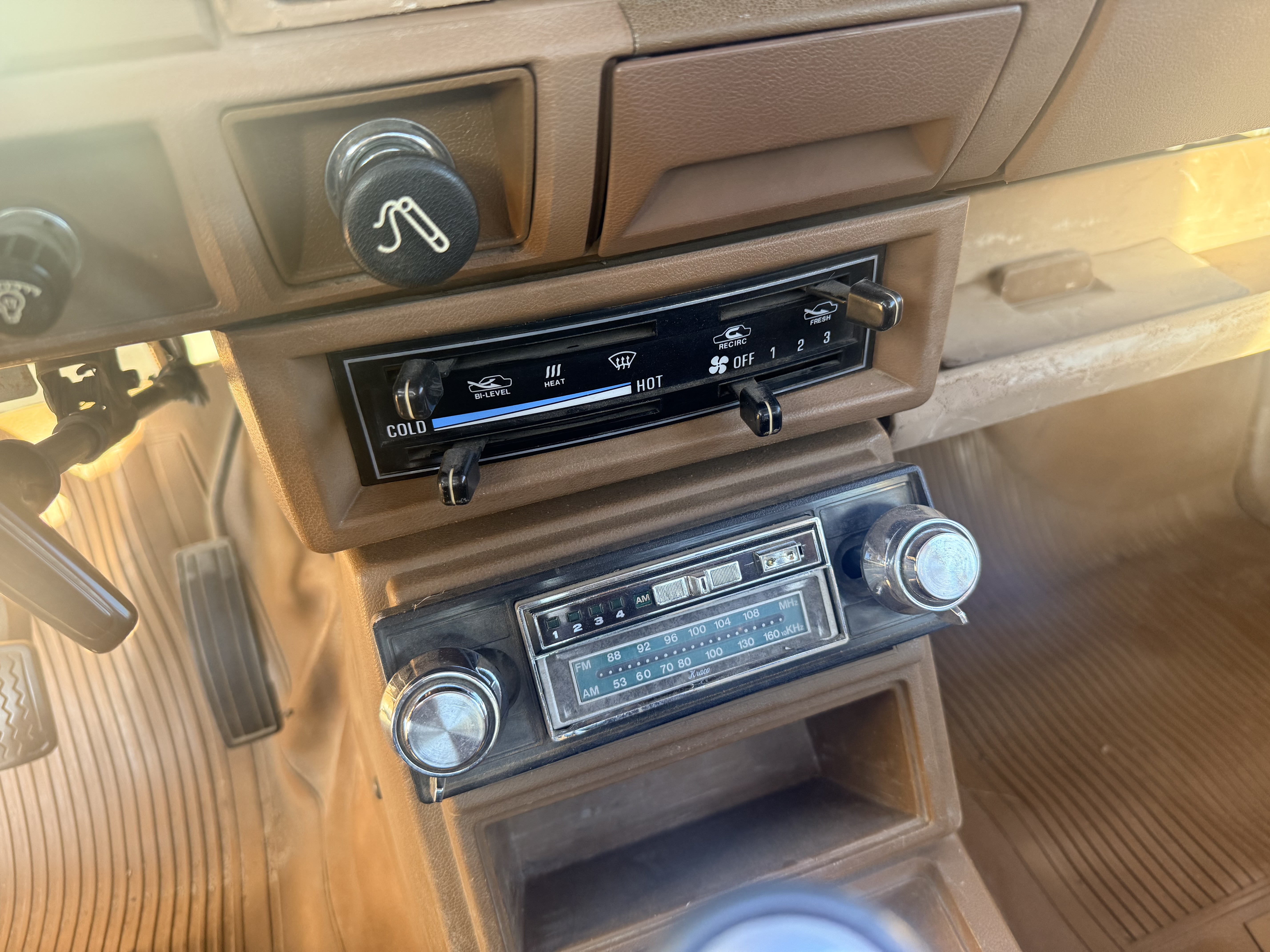 radio.jpeg
